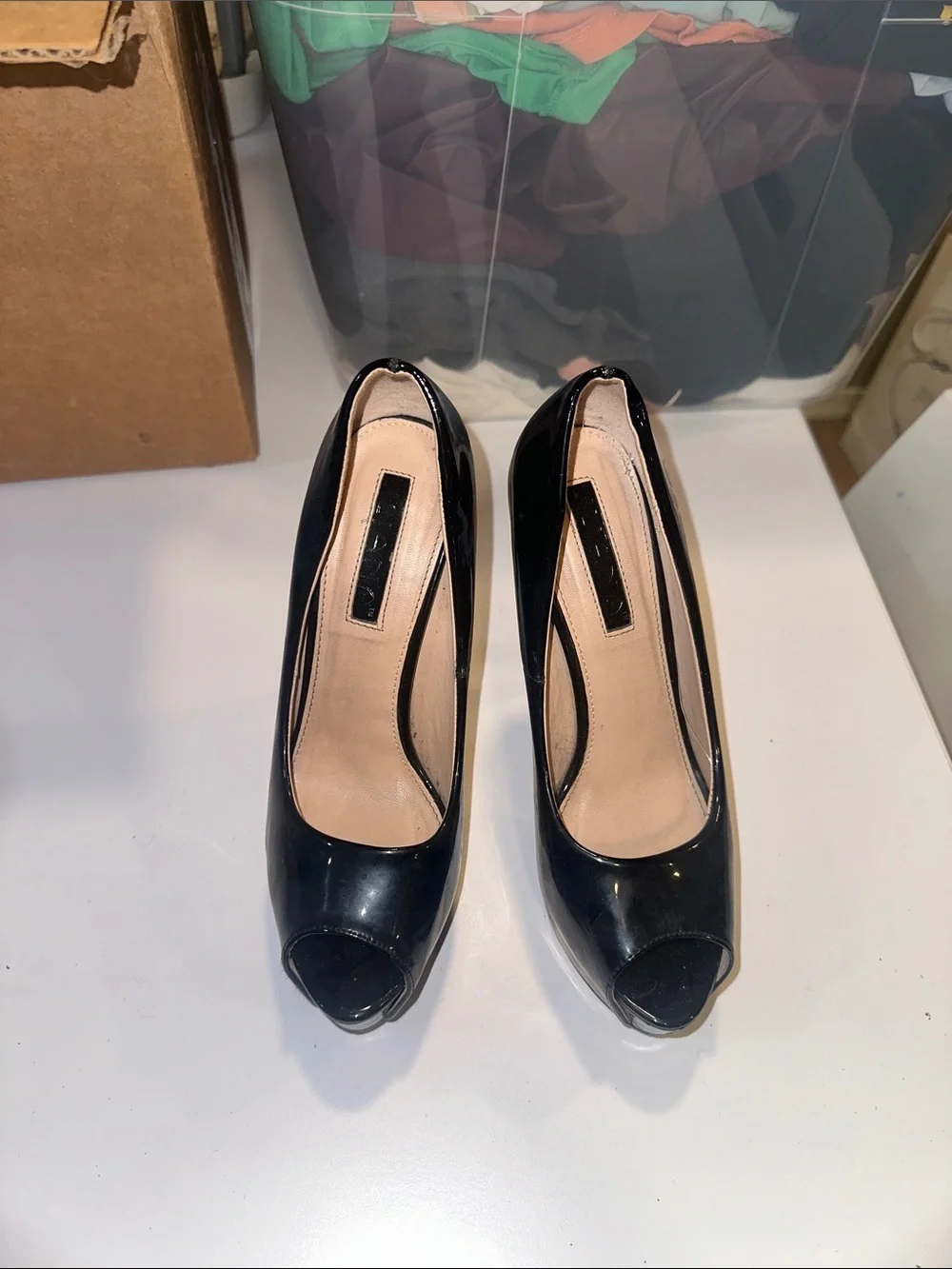 Women’s Black Patent Peep-Toe Platform Heels
